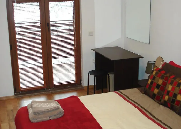 - Mountain View Apartment Bansko
