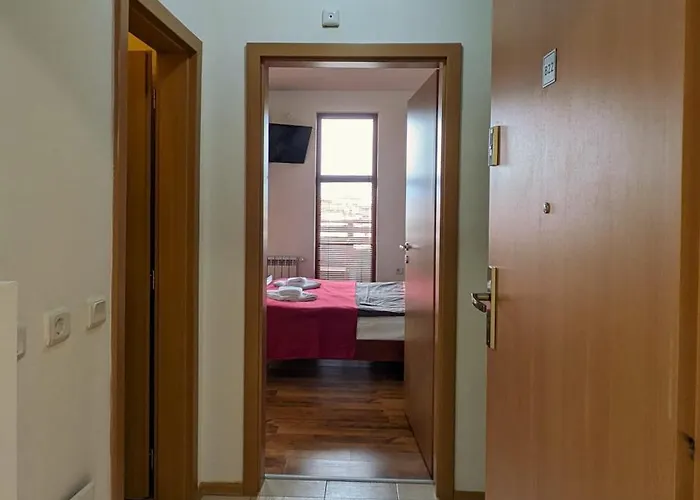 - Mountain View Apartment Bansko