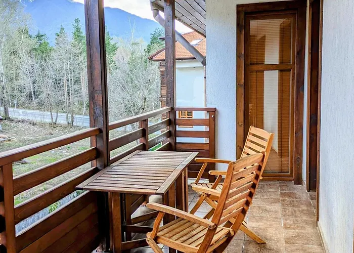 - Mountain View 公寓